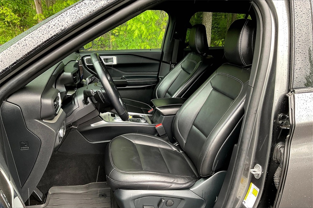2020 Ford Explorer XLT - Photo 10