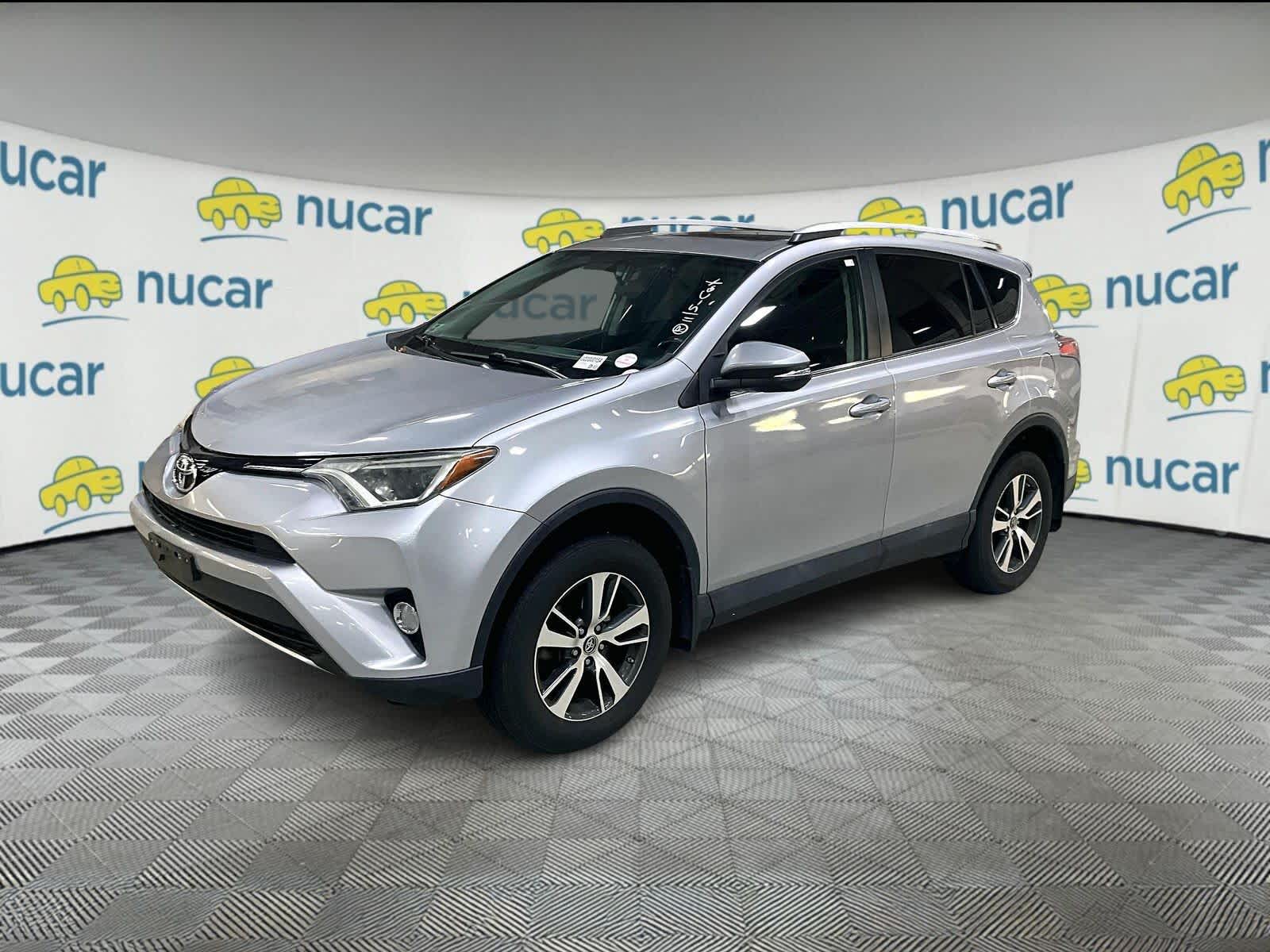 2016 Toyota RAV4 XLE - Photo 2