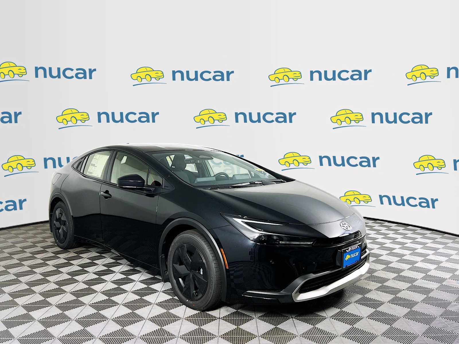 2025 Toyota Prius Plug-In Hybrid SE