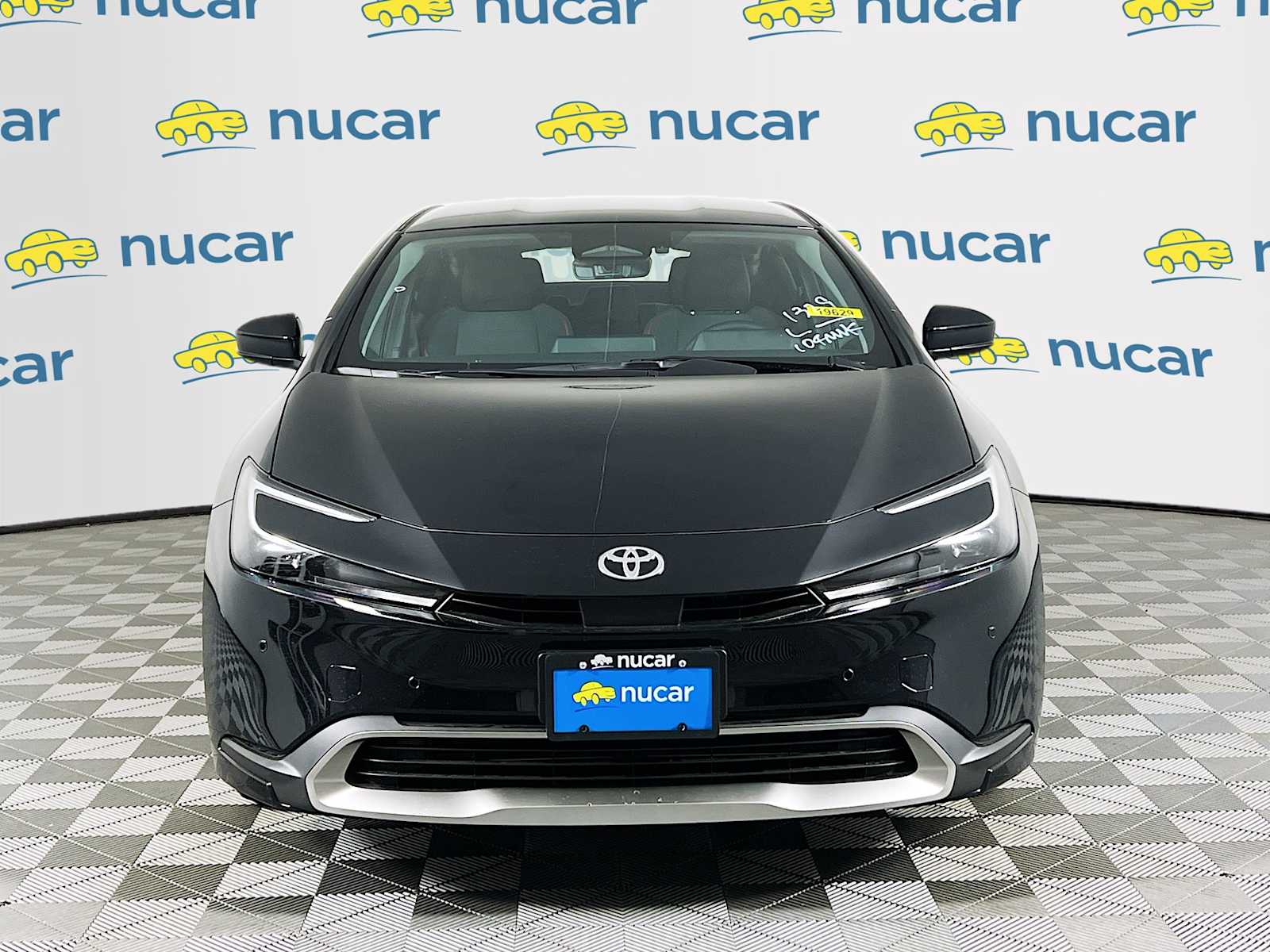 2025 Toyota Prius Plug-In Hybrid SE - Photo 2