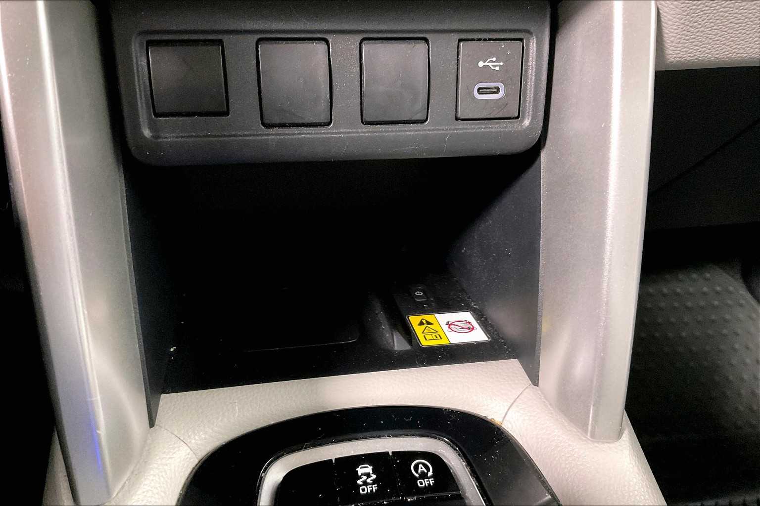 2023 Toyota Corolla Cross LE - Photo 26