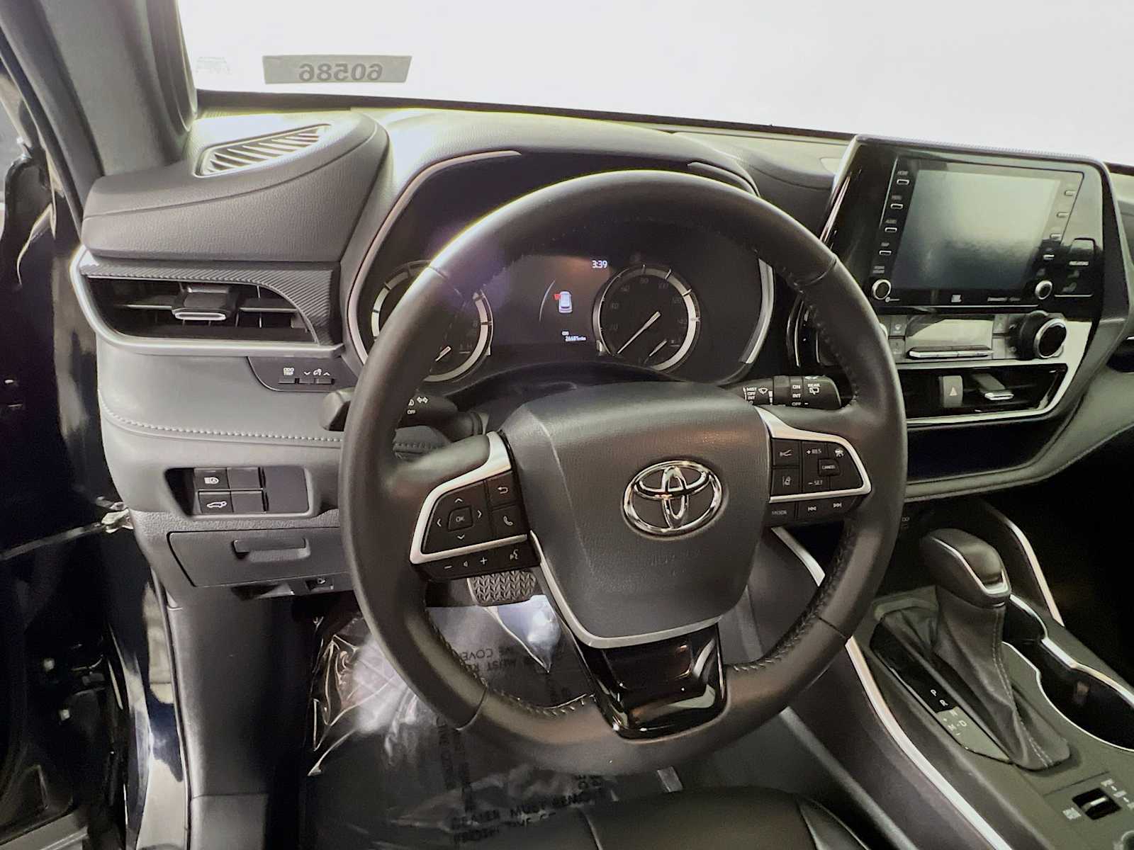 2022 Toyota Highlander XSE - Photo 11
