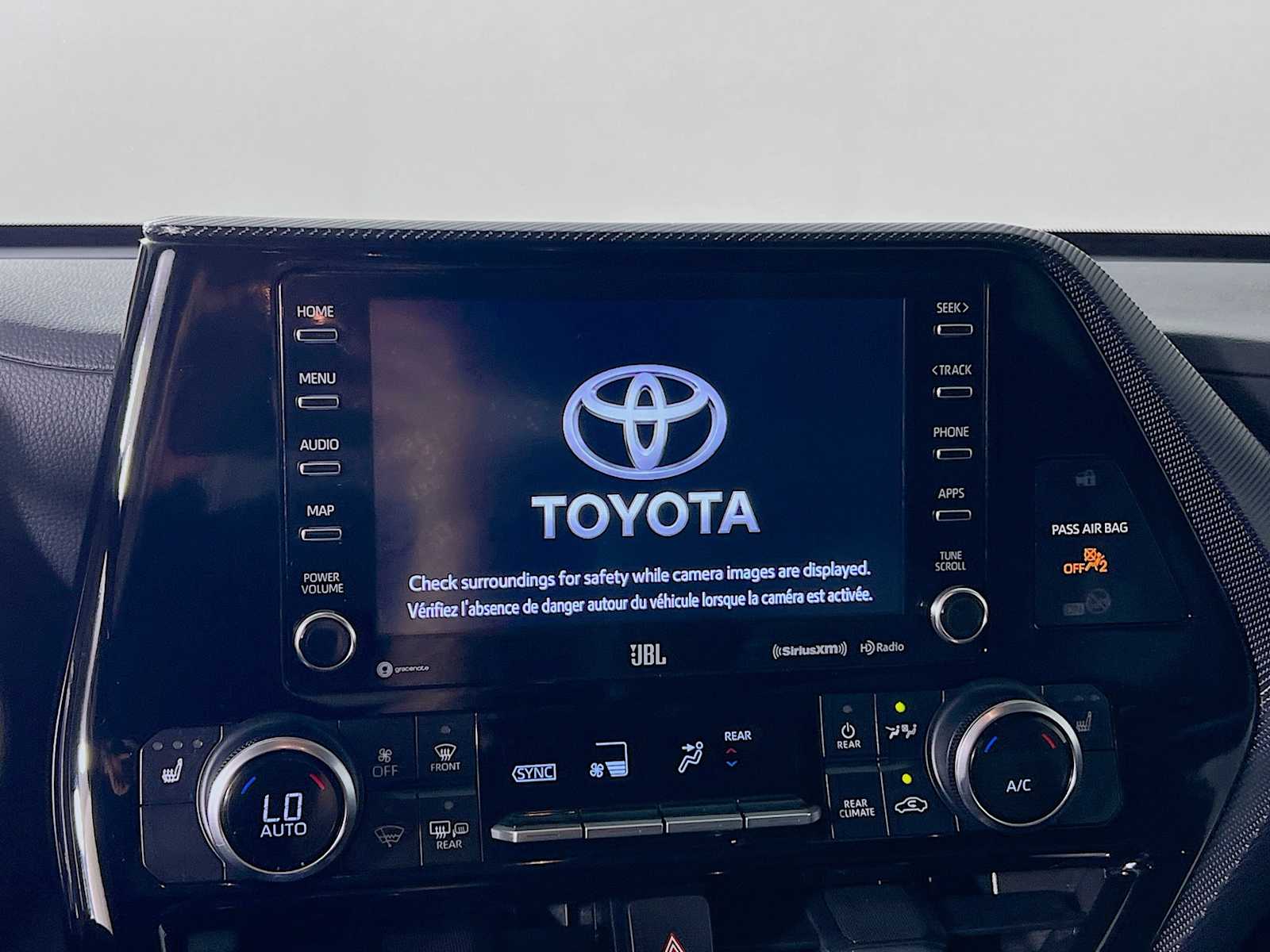 2022 Toyota Highlander XSE - Photo 14