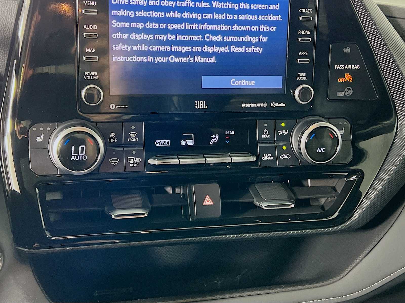 2022 Toyota Highlander XSE - Photo 15