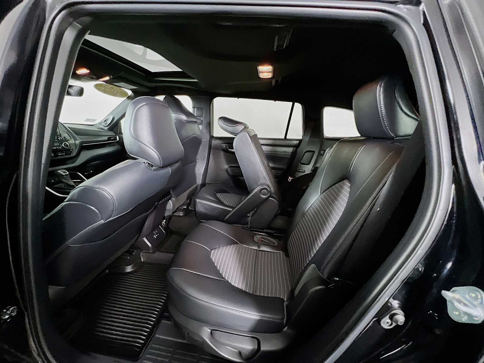 2022 Toyota Highlander XSE - Photo 25