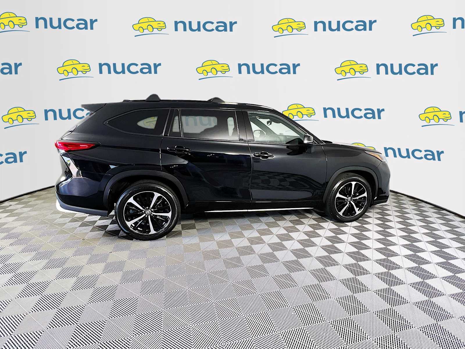 2022 Toyota Highlander XSE - Photo 8