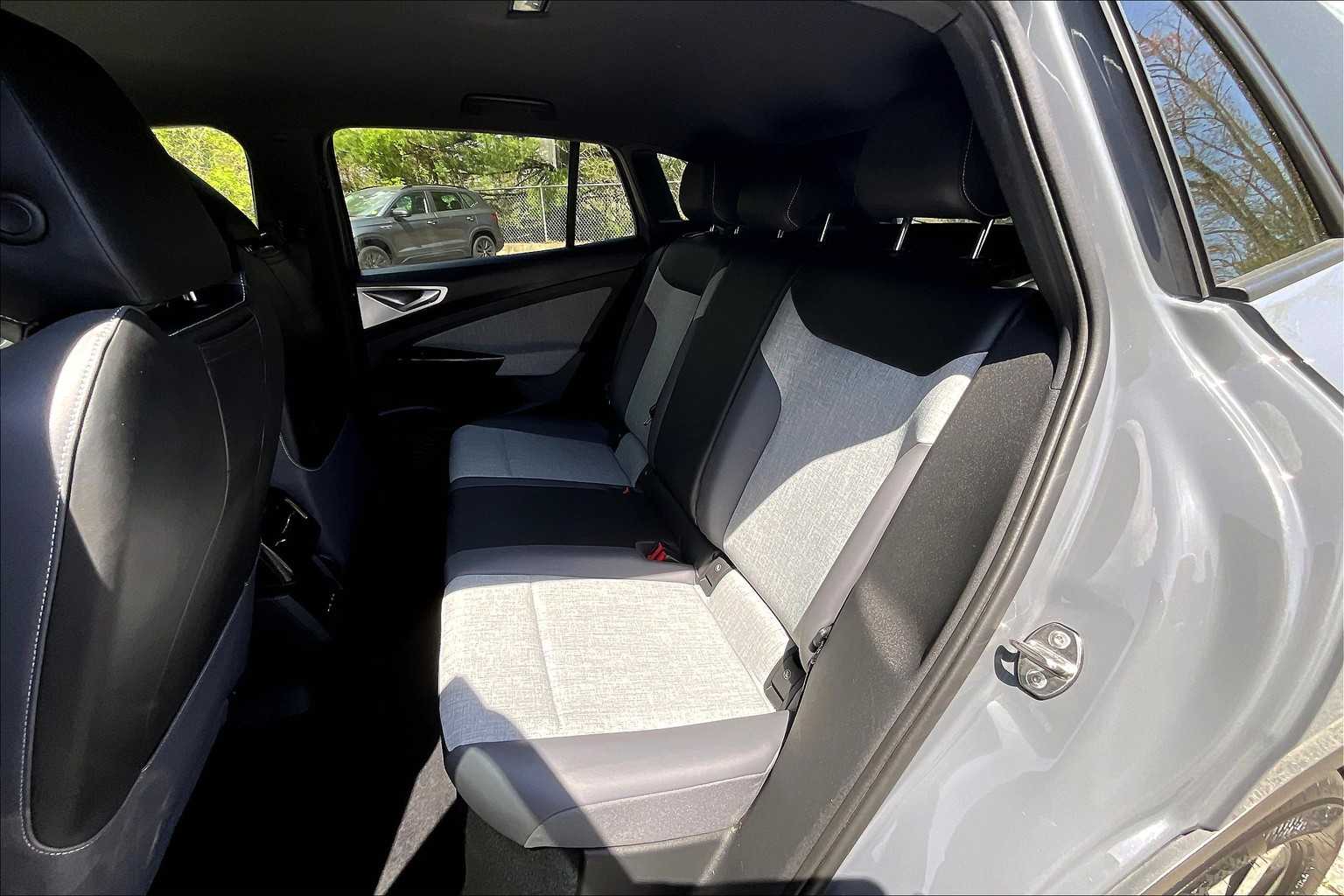 2023 Volkswagen ID.4 Pro - Photo 15