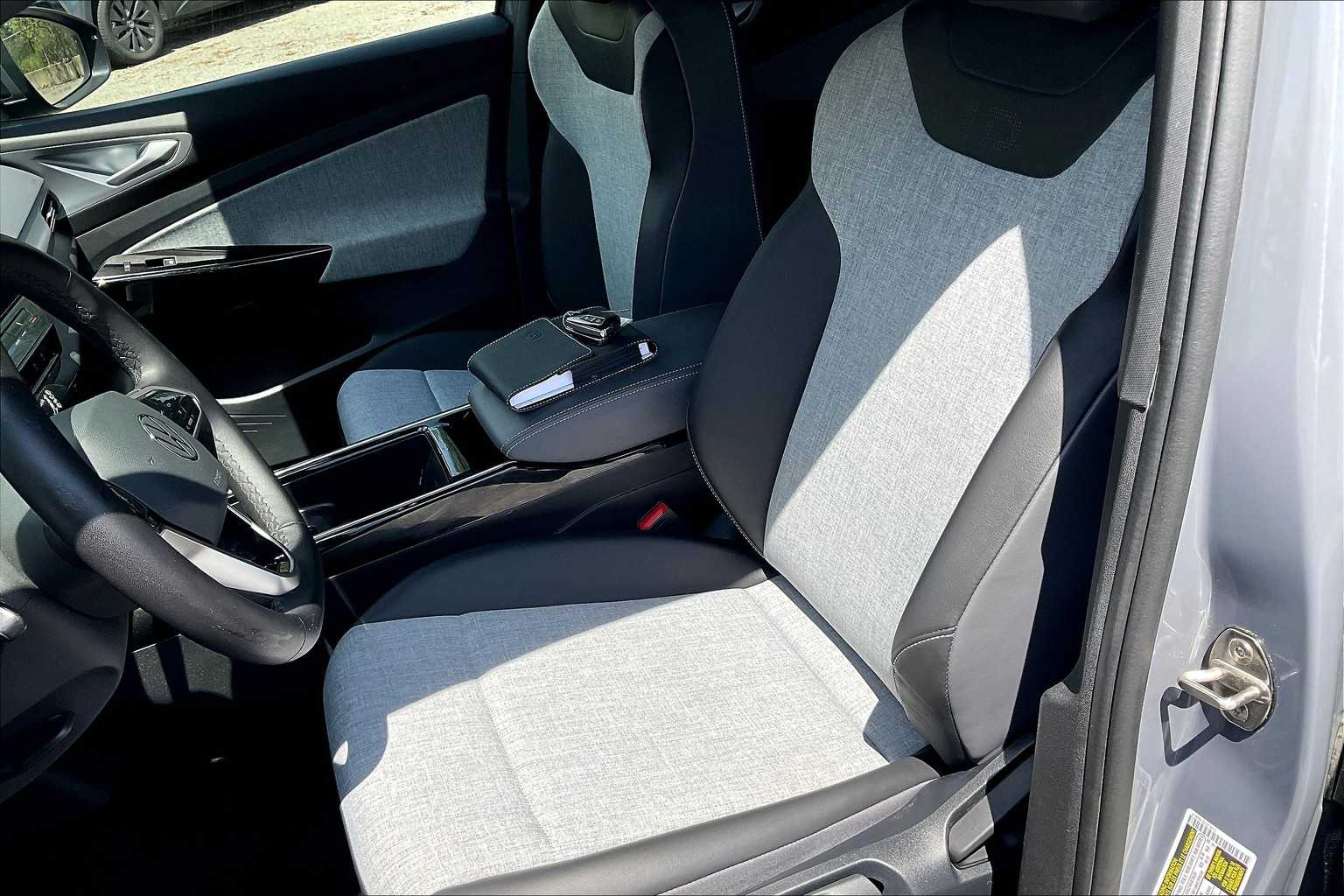 2023 Volkswagen ID.4 Pro - Photo 10