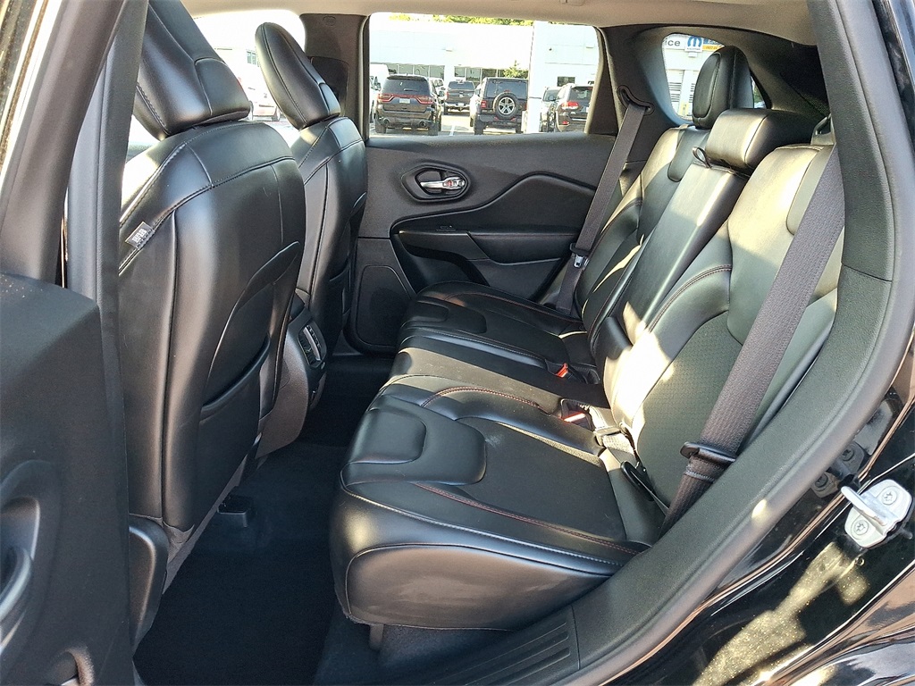 2021 Jeep Cherokee Trailhawk - Photo 11