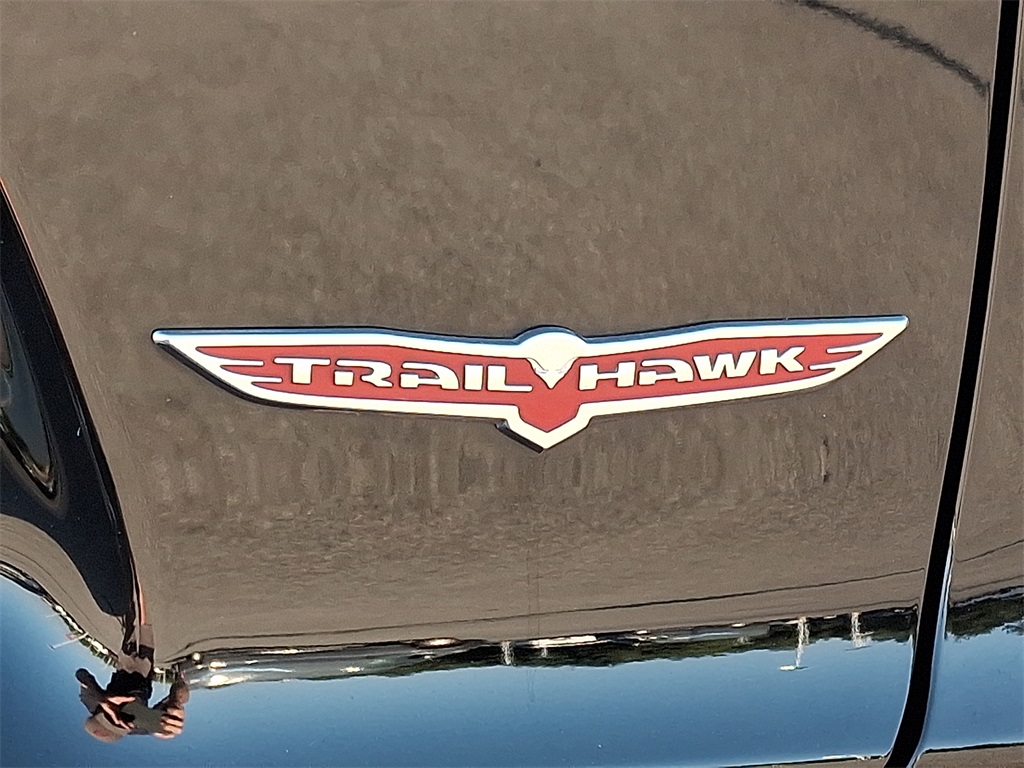 2021 Jeep Cherokee Trailhawk - Photo 30