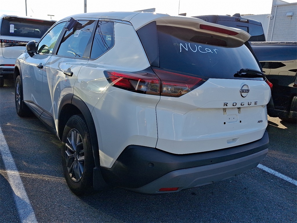 2023 Nissan Rogue S - Photo 4
