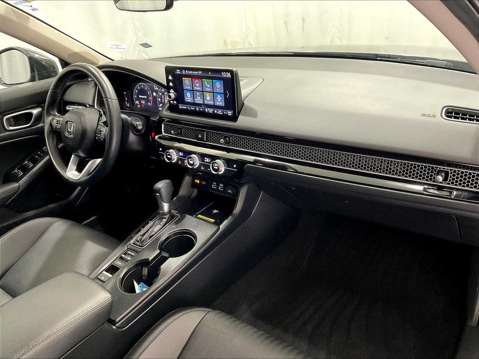 2024 Honda Civic Touring - Photo 14