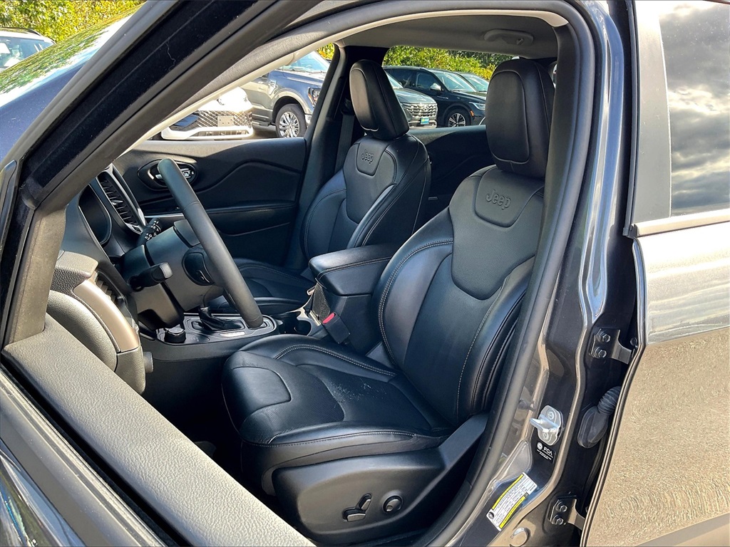 2022 Jeep Cherokee Latitude Lux - Photo 9