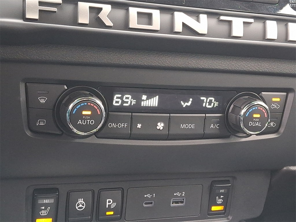2026 Nissan Frontier SV - Photo 11