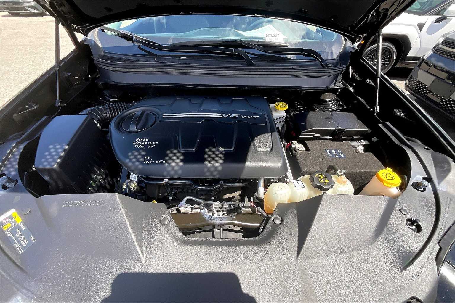 2021 Jeep Cherokee Latitude Lux - Photo 29