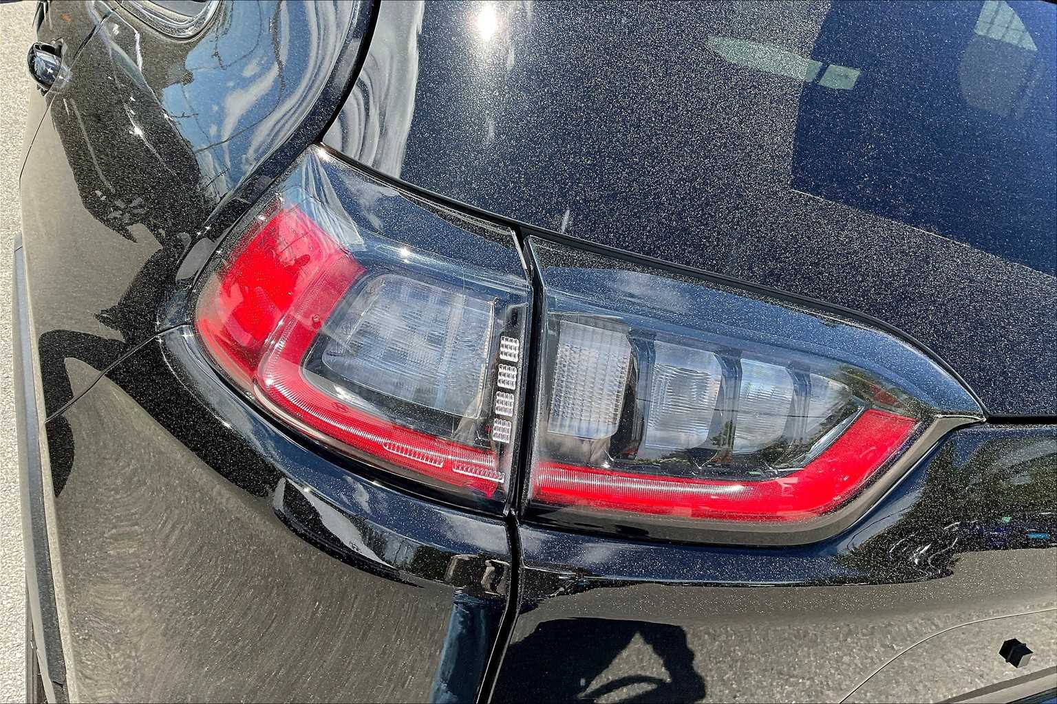 2021 Jeep Cherokee Latitude Lux - Photo 33