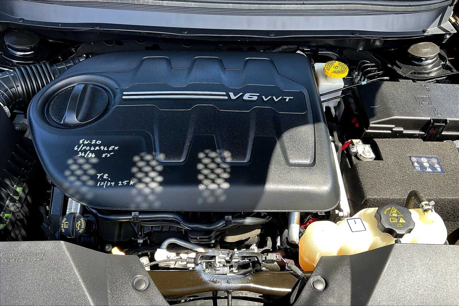 2021 Jeep Cherokee Latitude Lux - Photo 34