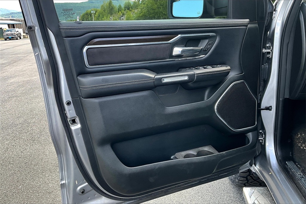 2022 Ram 1500 Laramie - Photo 9