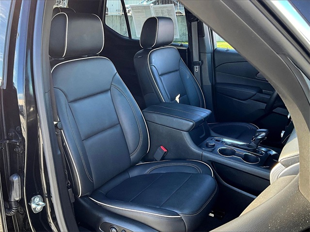2023 Chevrolet Traverse Premier - Photo 11