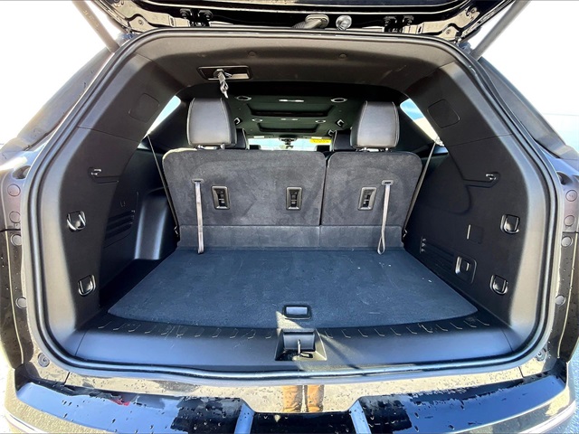2023 Chevrolet Traverse Premier - Photo 27