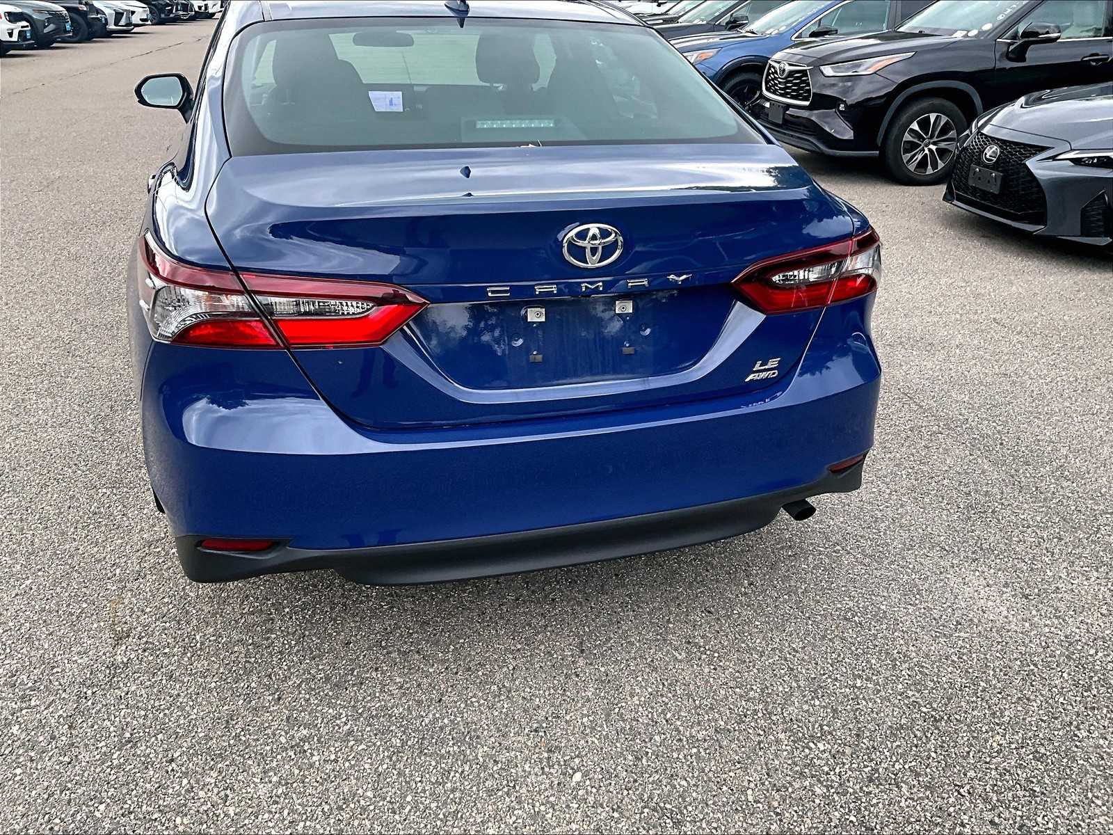 2023 Toyota Camry LE - Photo 7