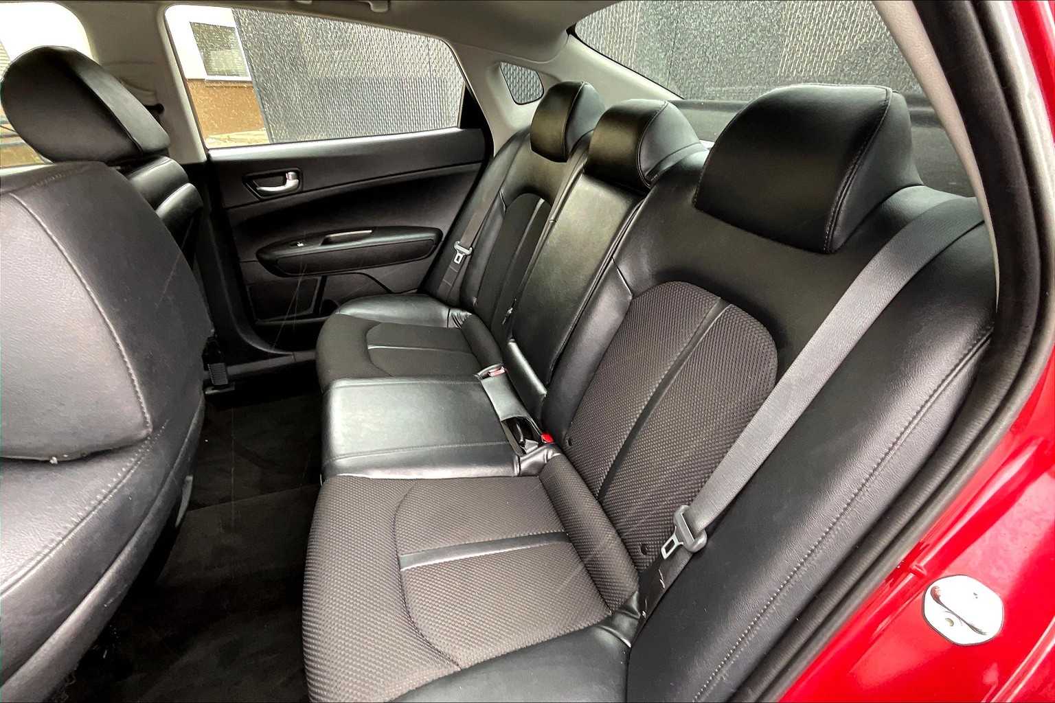 2019 Kia Optima S - Photo 14