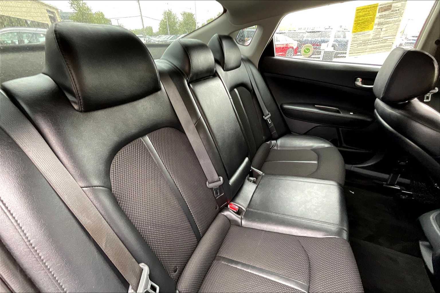 2019 Kia Optima S - Photo 15