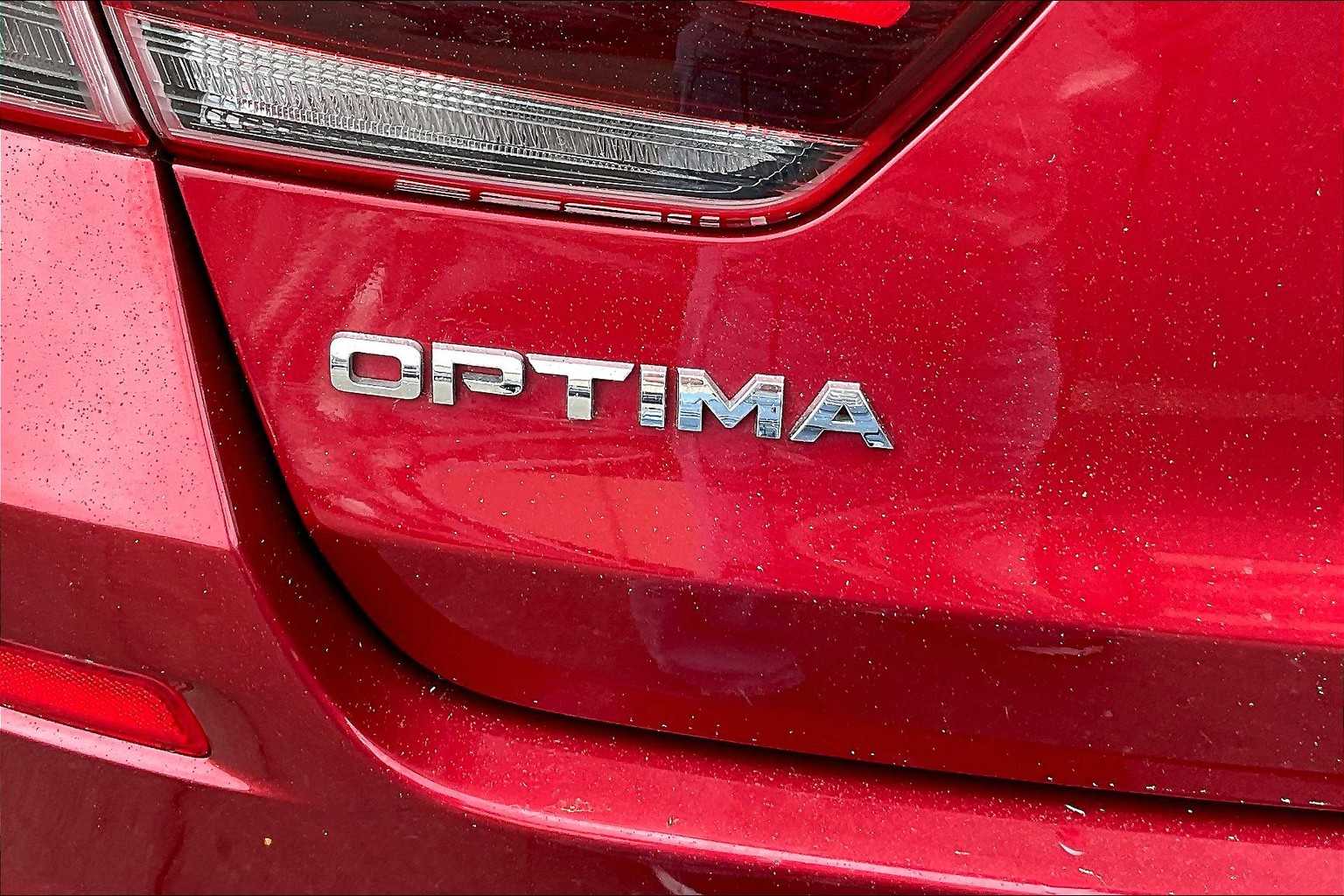 2019 Kia Optima S - Photo 28