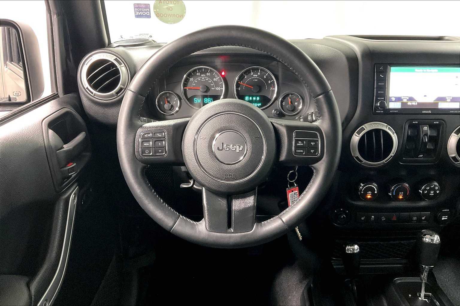 2017 Jeep Wrangler Unlimited Sahara - Photo 17