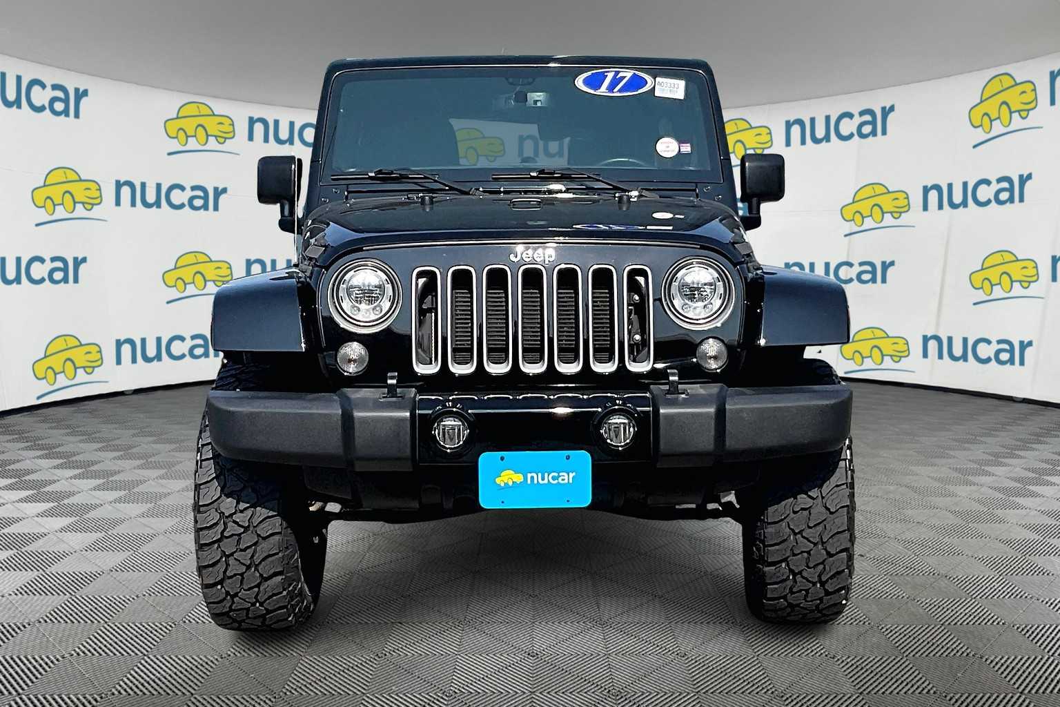 2017 Jeep Wrangler Unlimited Sahara - Photo 2