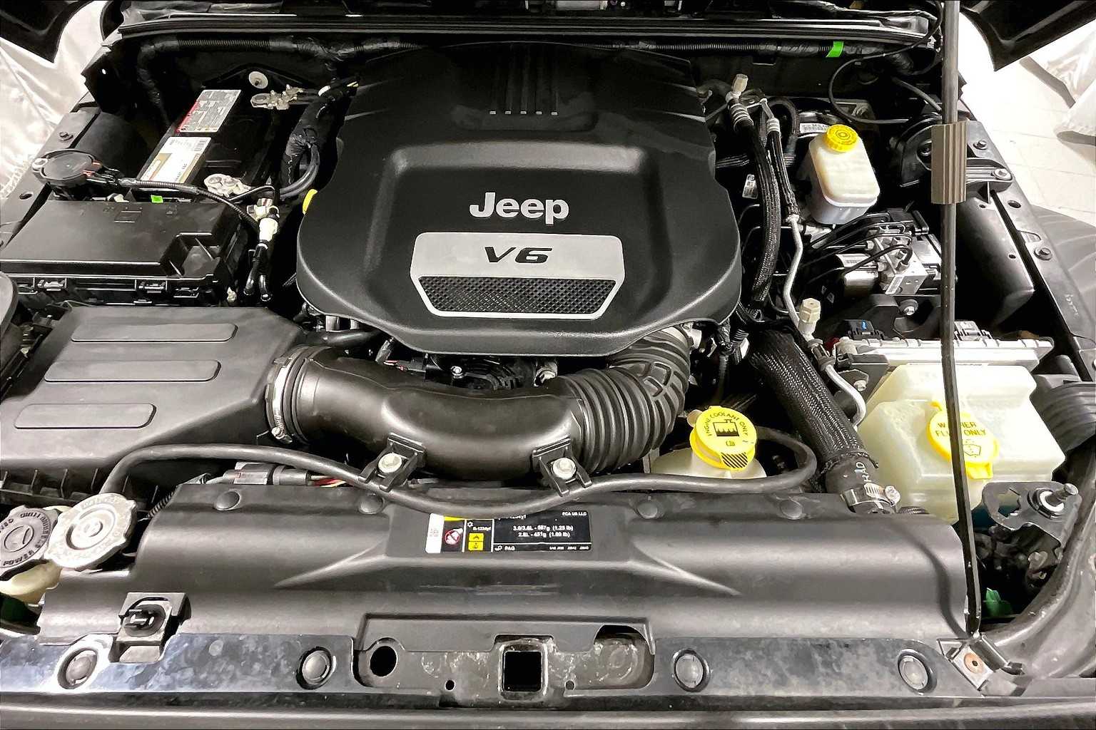 2017 Jeep Wrangler Unlimited Sahara - Photo 28
