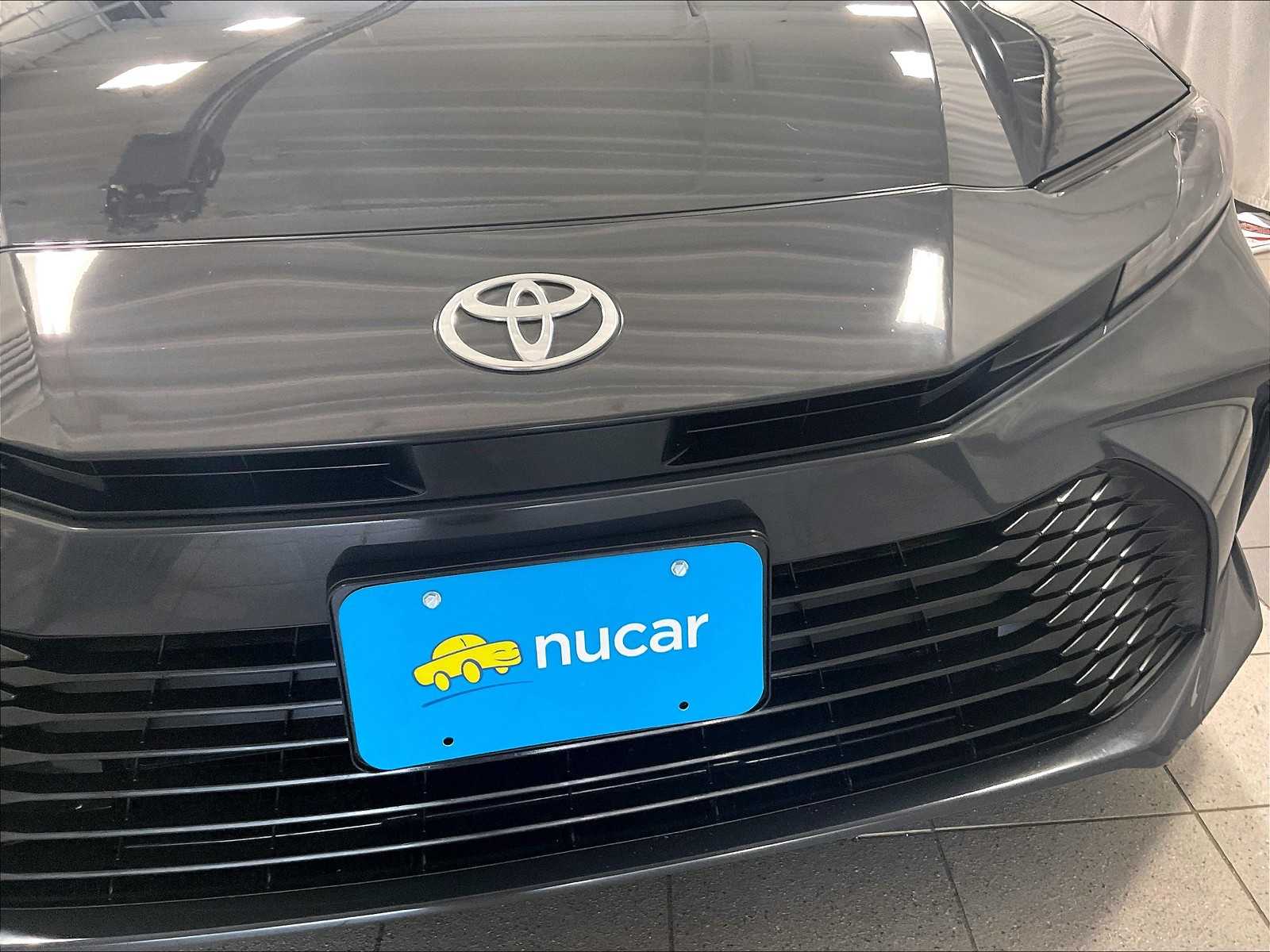 2025 Toyota Camry SE - Photo 31