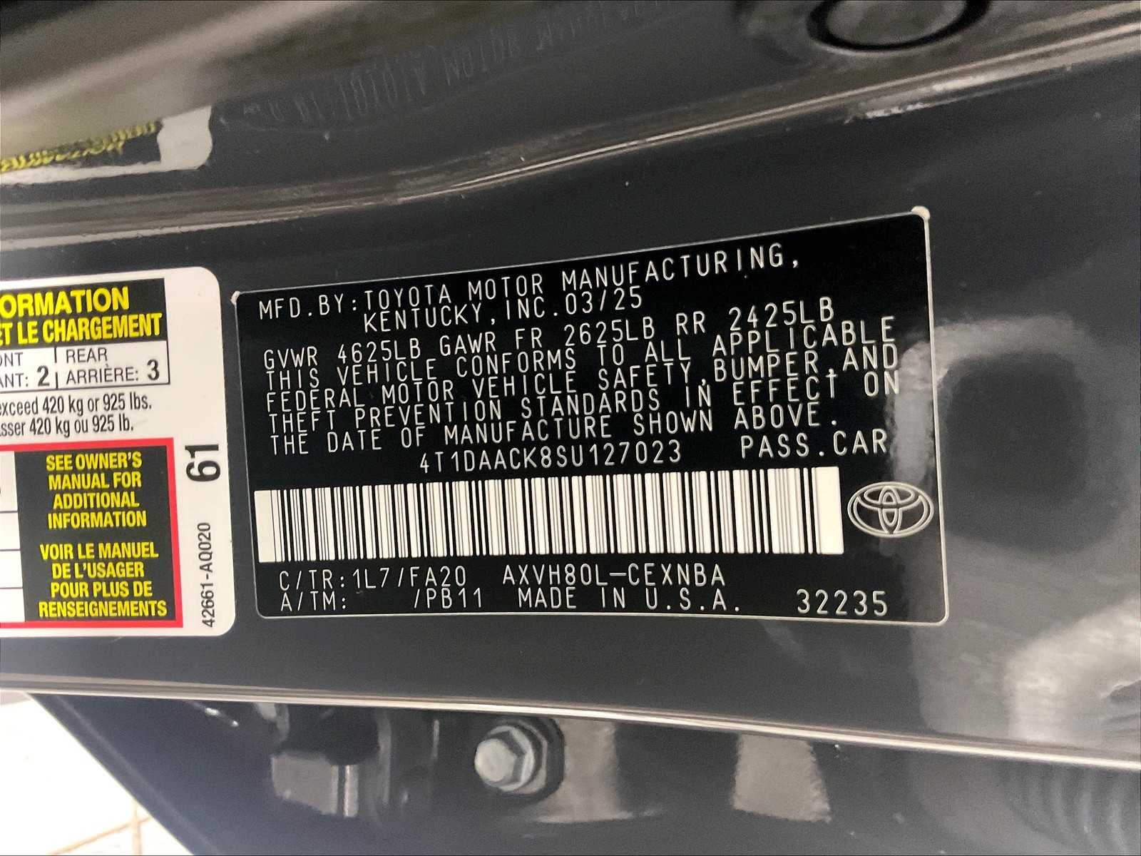 2025 Toyota Camry SE - Photo 35