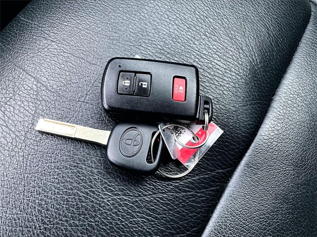 2021 Toyota Tundra Limited - Photo 11