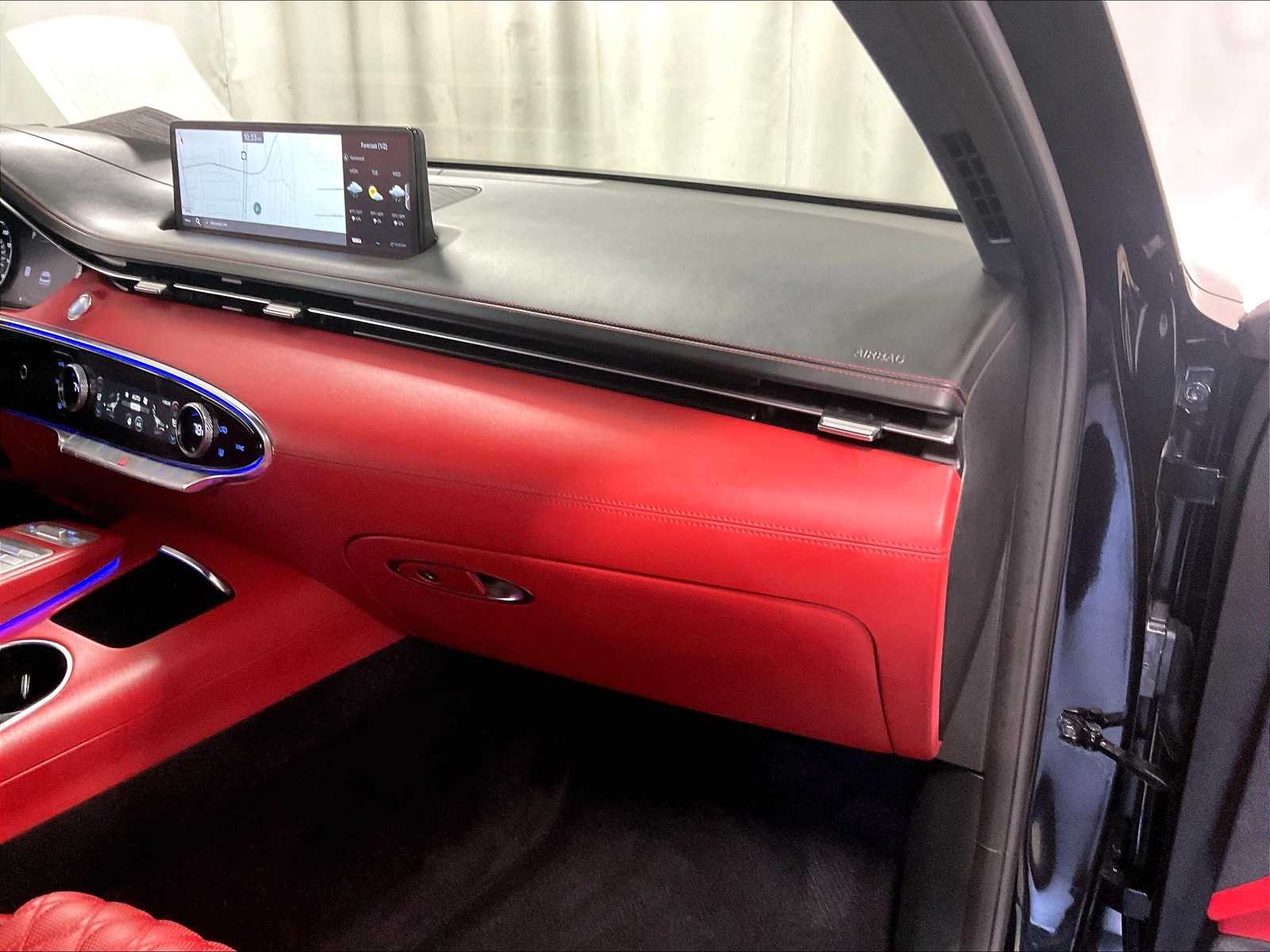 2023 Genesis GV70 3.5T Sport photo 14