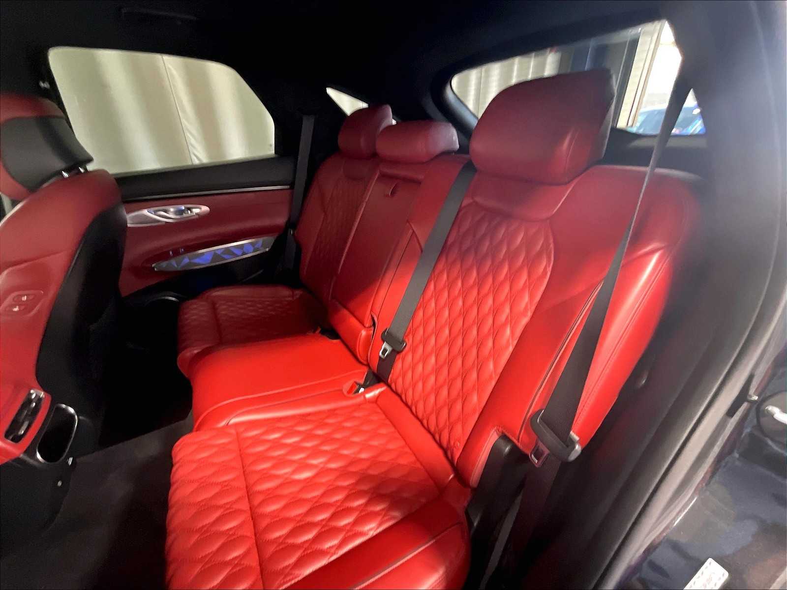 2023 Genesis GV70 3.5T Sport photo 16