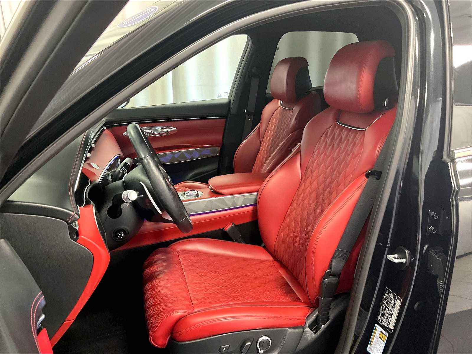 2023 Genesis GV70 3.5T Sport photo 11