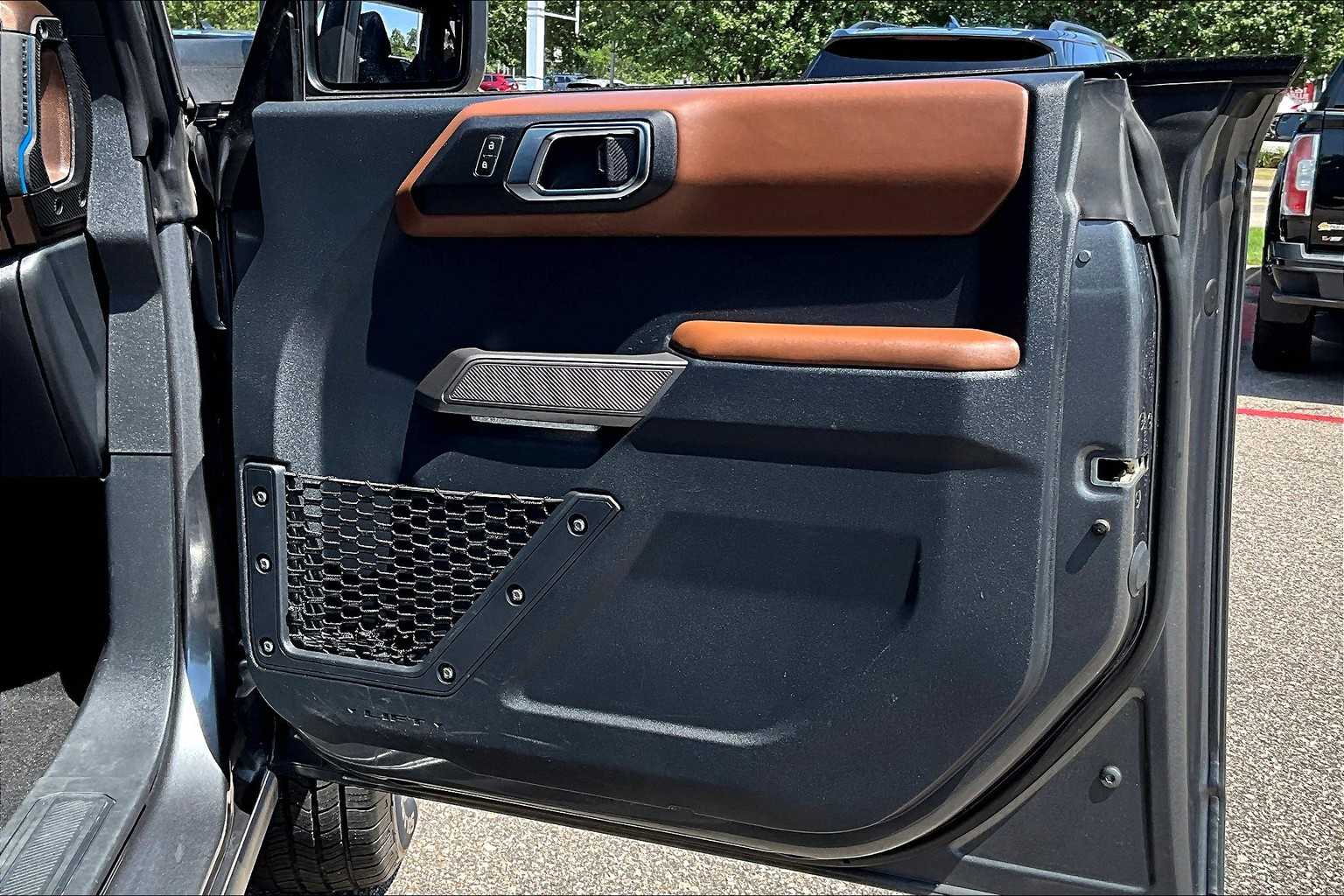 2022 Ford Bronco Outer Banks - Photo 12