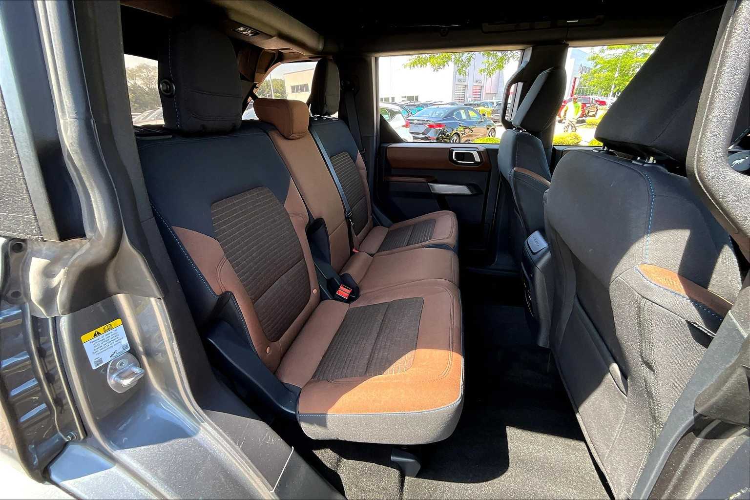 2022 Ford Bronco Outer Banks - Photo 16