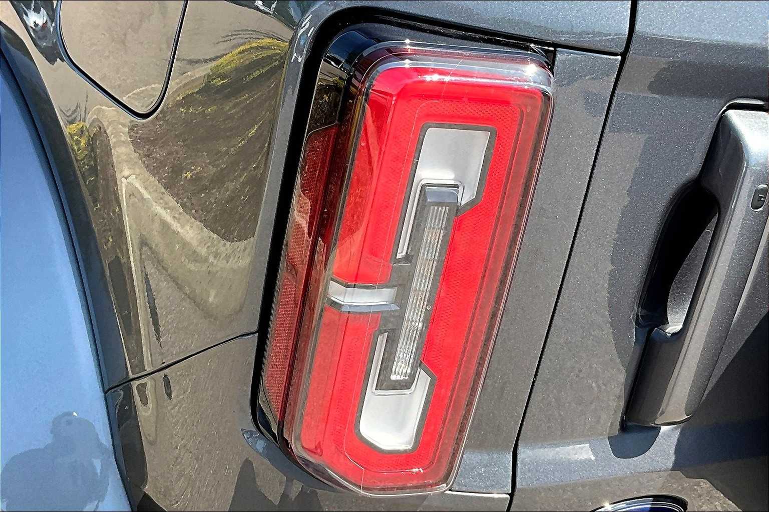 2022 Ford Bronco Outer Banks - Photo 32