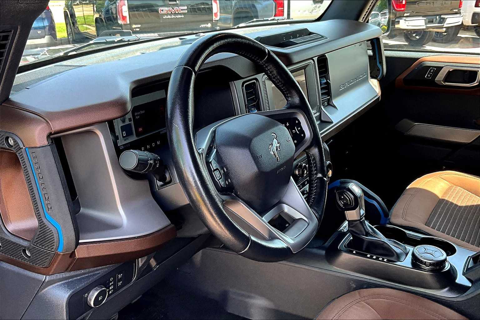 2022 Ford Bronco Outer Banks - Photo 8
