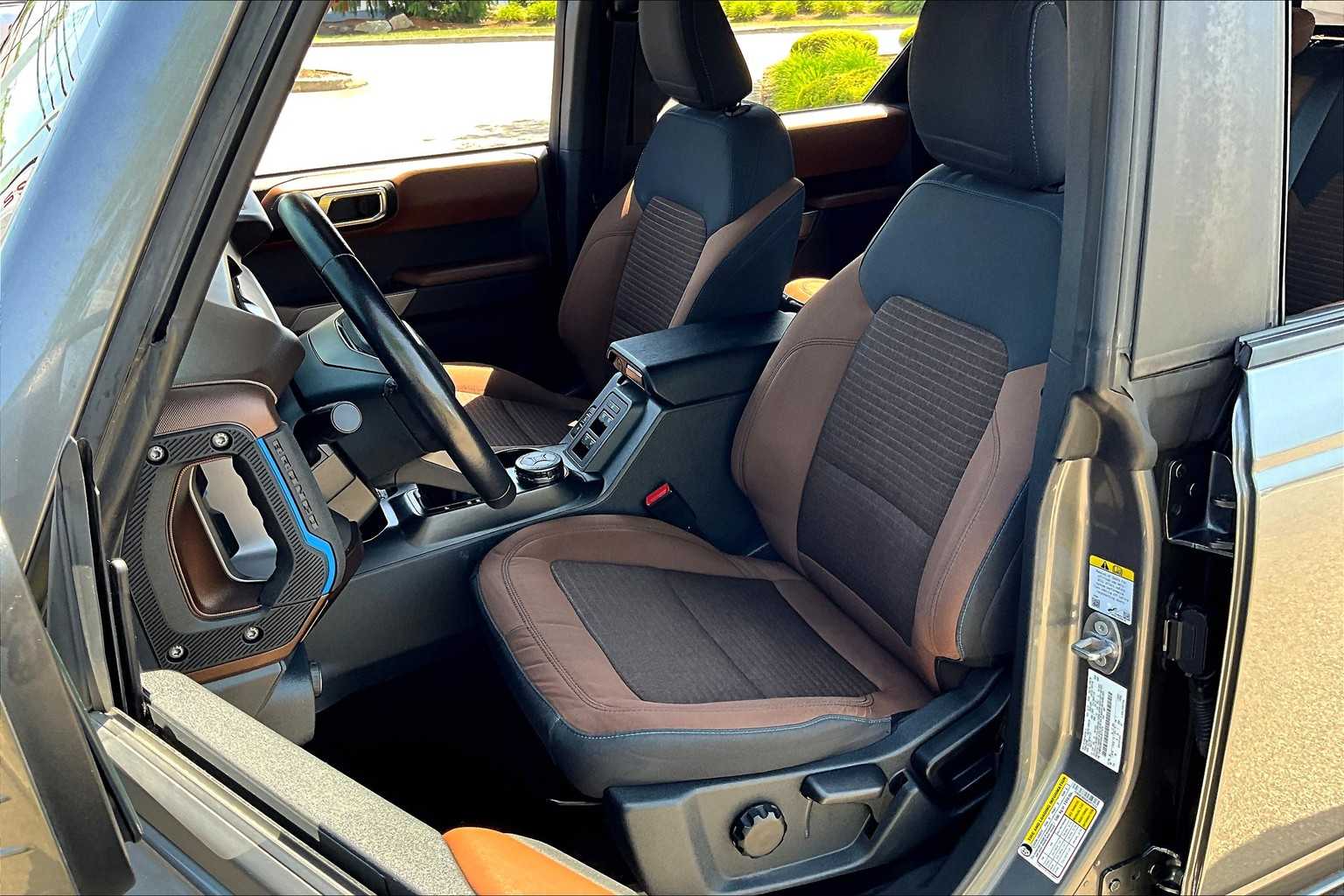 2022 Ford Bronco Outer Banks - Photo 10