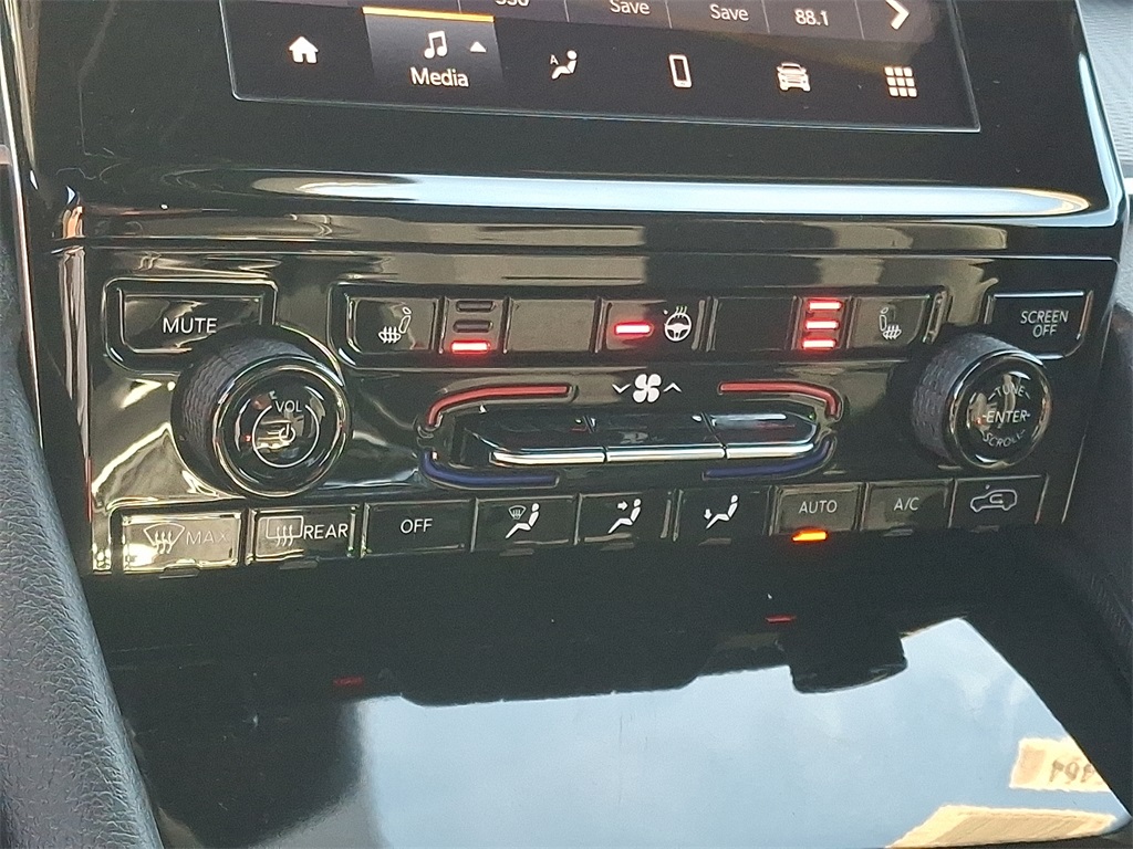 2025 Jeep Grand Cherokee  - Photo 12