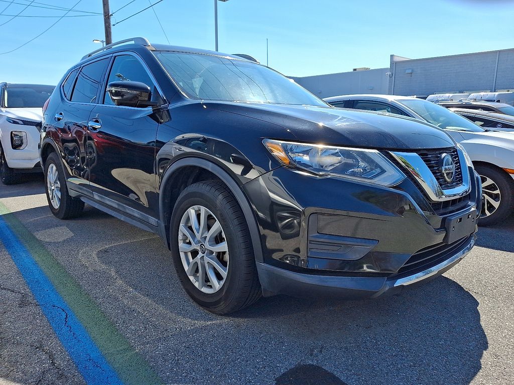 2018 Nissan Rogue SV