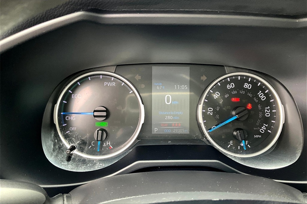 2021 Toyota RAV4 Hybrid LE - Photo 25