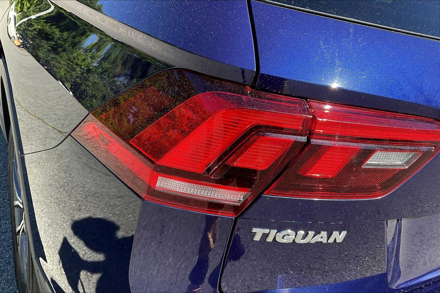 2021 Volkswagen Tiguan S - Photo 32