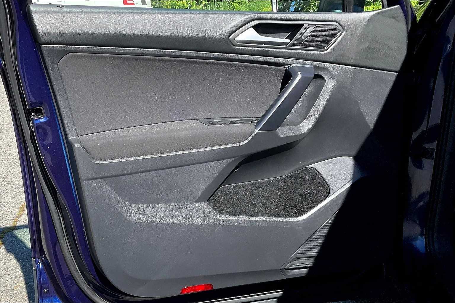 2021 Volkswagen Tiguan S - Photo 9