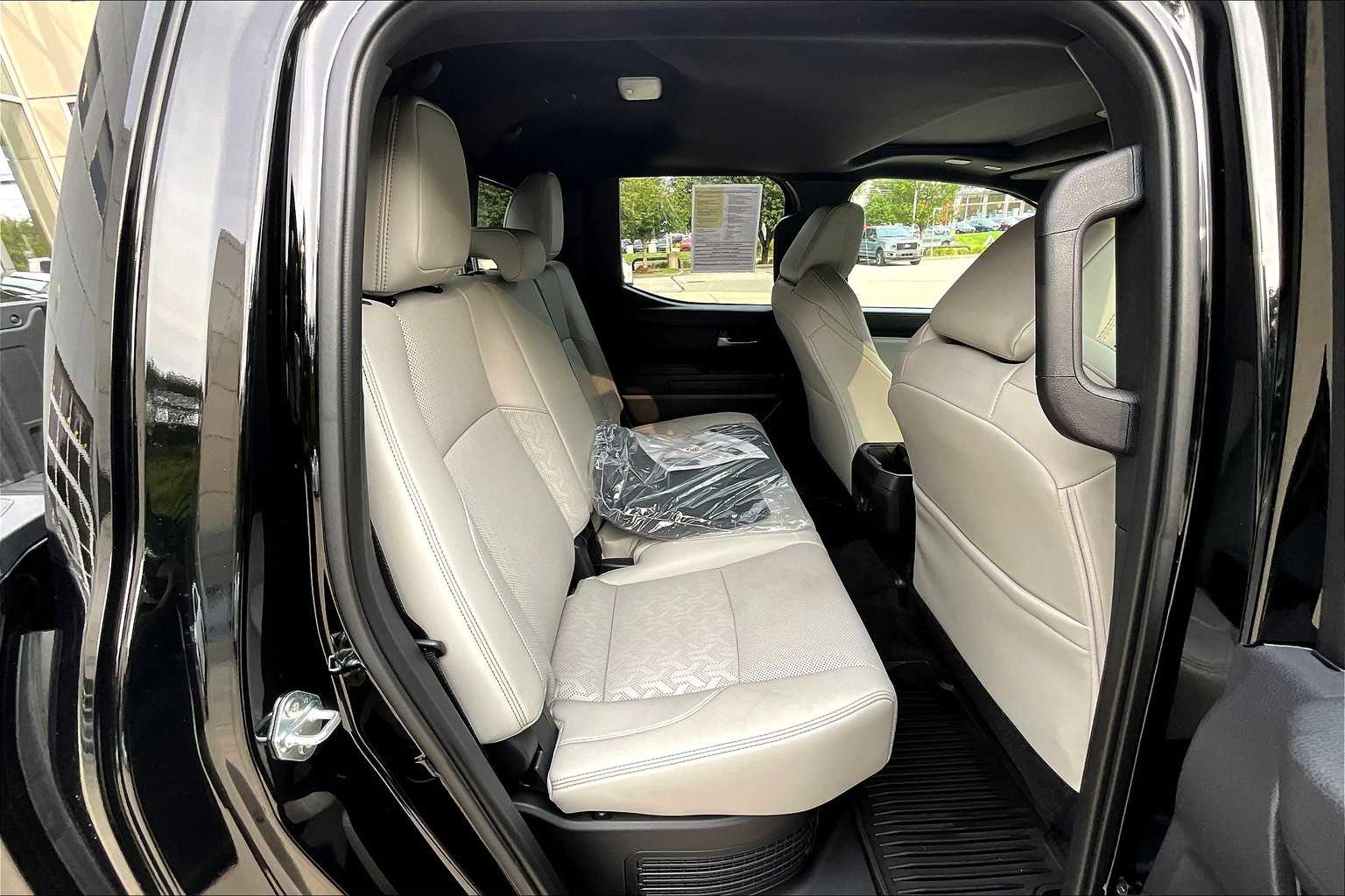 2025 Toyota Tacoma Limited Hybrid - Photo 16
