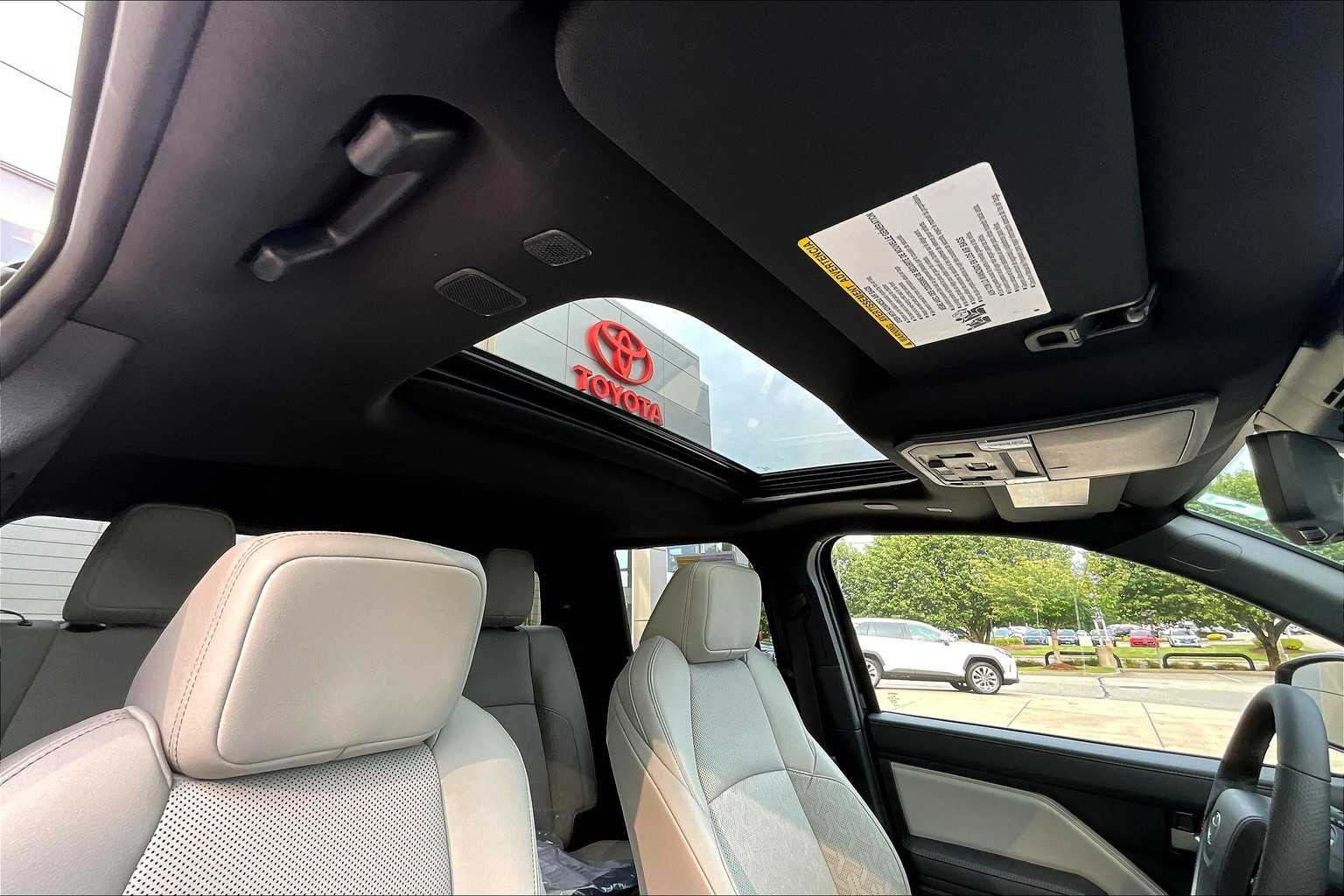 2025 Toyota Tacoma Limited Hybrid - Photo 22