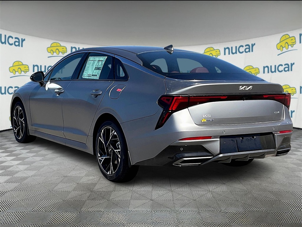 2026 Kia K5 GT-Line - Photo 5
